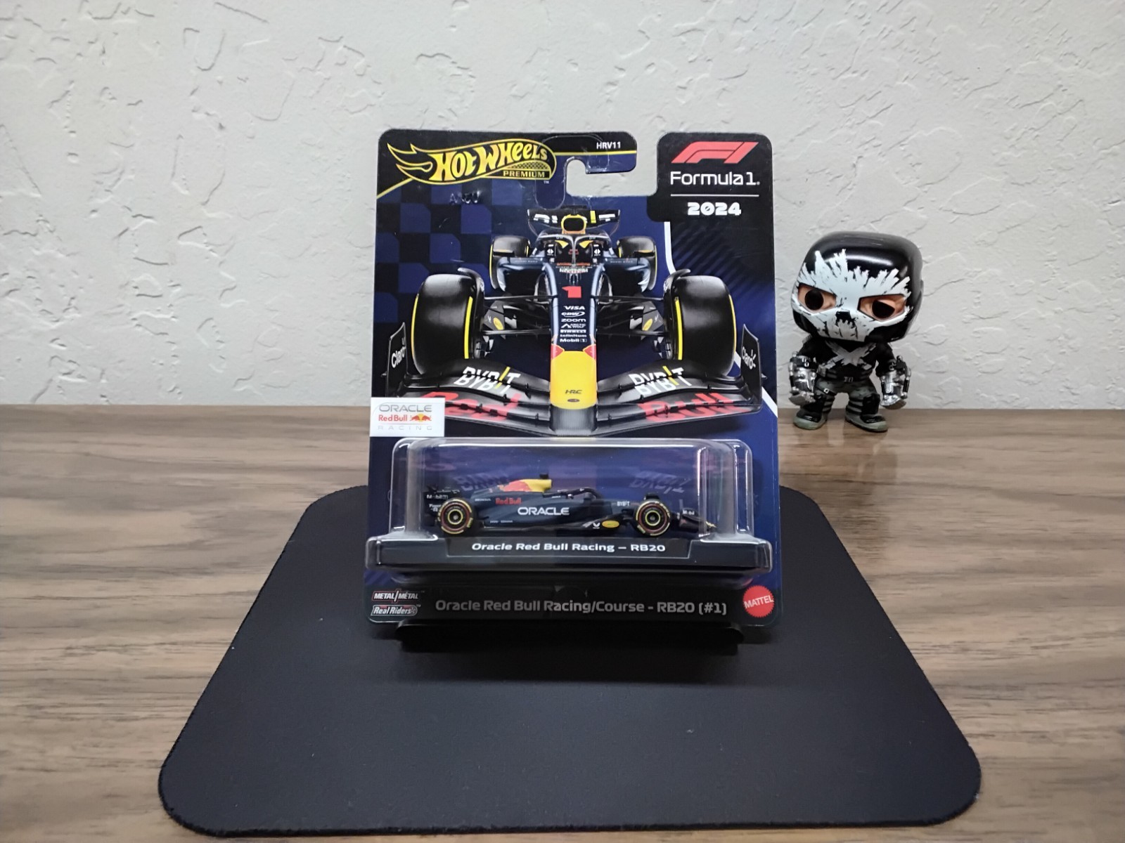 Hot Wheels Premium Formula 1 2024 Oracle Red Bull Racing – RB20 #11