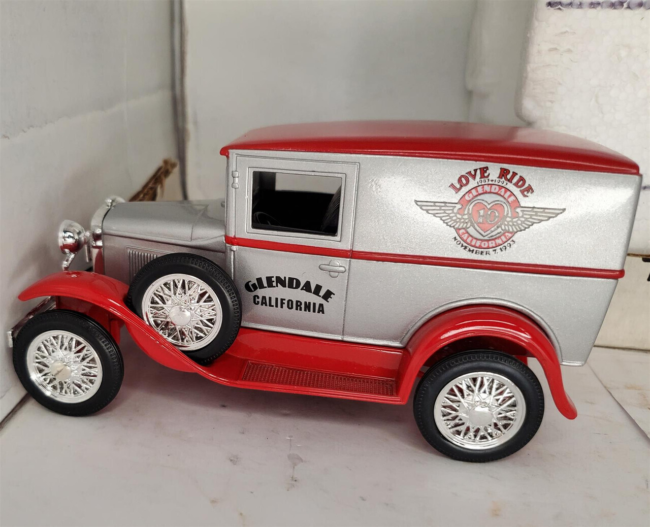LIBERTY MODEL A DELIVERY VAN 1:25 SCALE DIE CAST “LOVE RIDES”