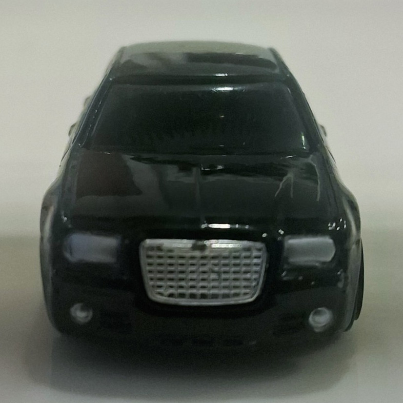 Maisto Chrysler 300C Hemi 1:64 Diecast Car Black – 2005 Mint