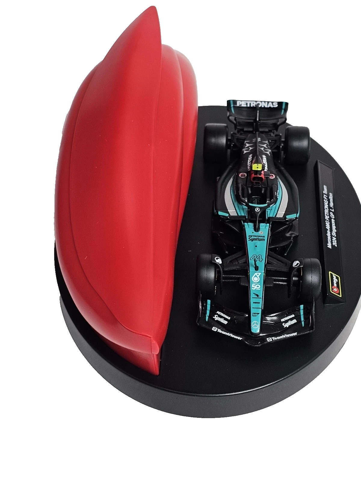 1:43 1/43 Mercedes AMG Hamilton #44 W15 2024 Singapore Petronas F1 Car Display