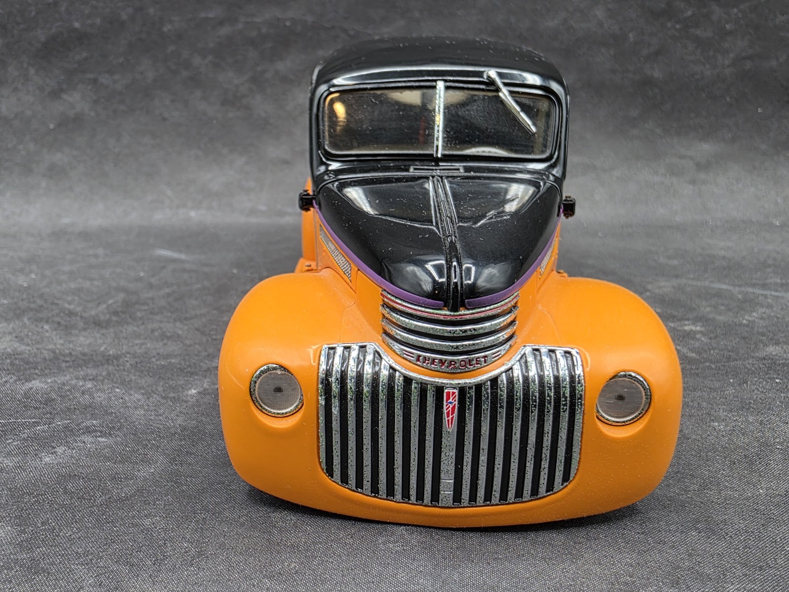 Danbury Mint 1941 Chevy Custom Panel Truck Hot Rod 1:24 Scale Diecast Model Van