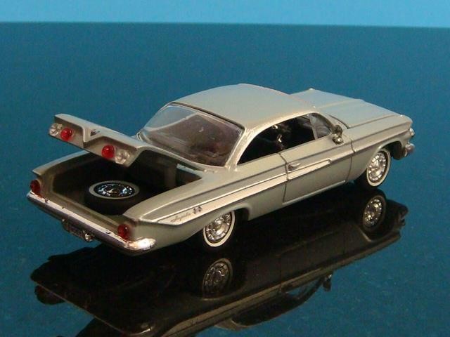 1961 Chevrolet Impala SS Bubble Top 409ci V8 Sport Coupe 1/64 Scale Ltd Edit S