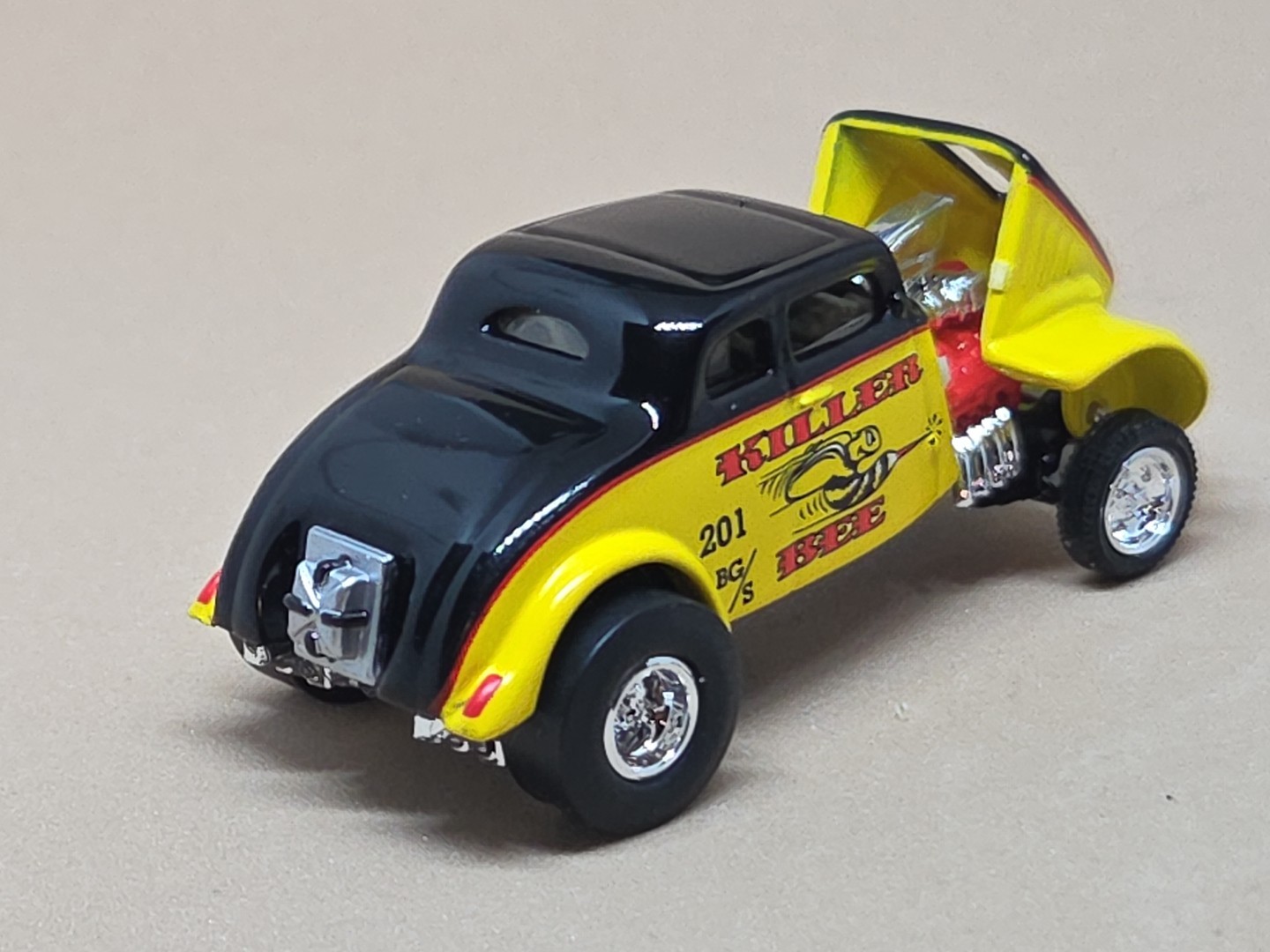 Limited Edition Vintage Racing Killer Bee 1933 33 Willys Gasser 1/64 Scale NHRA