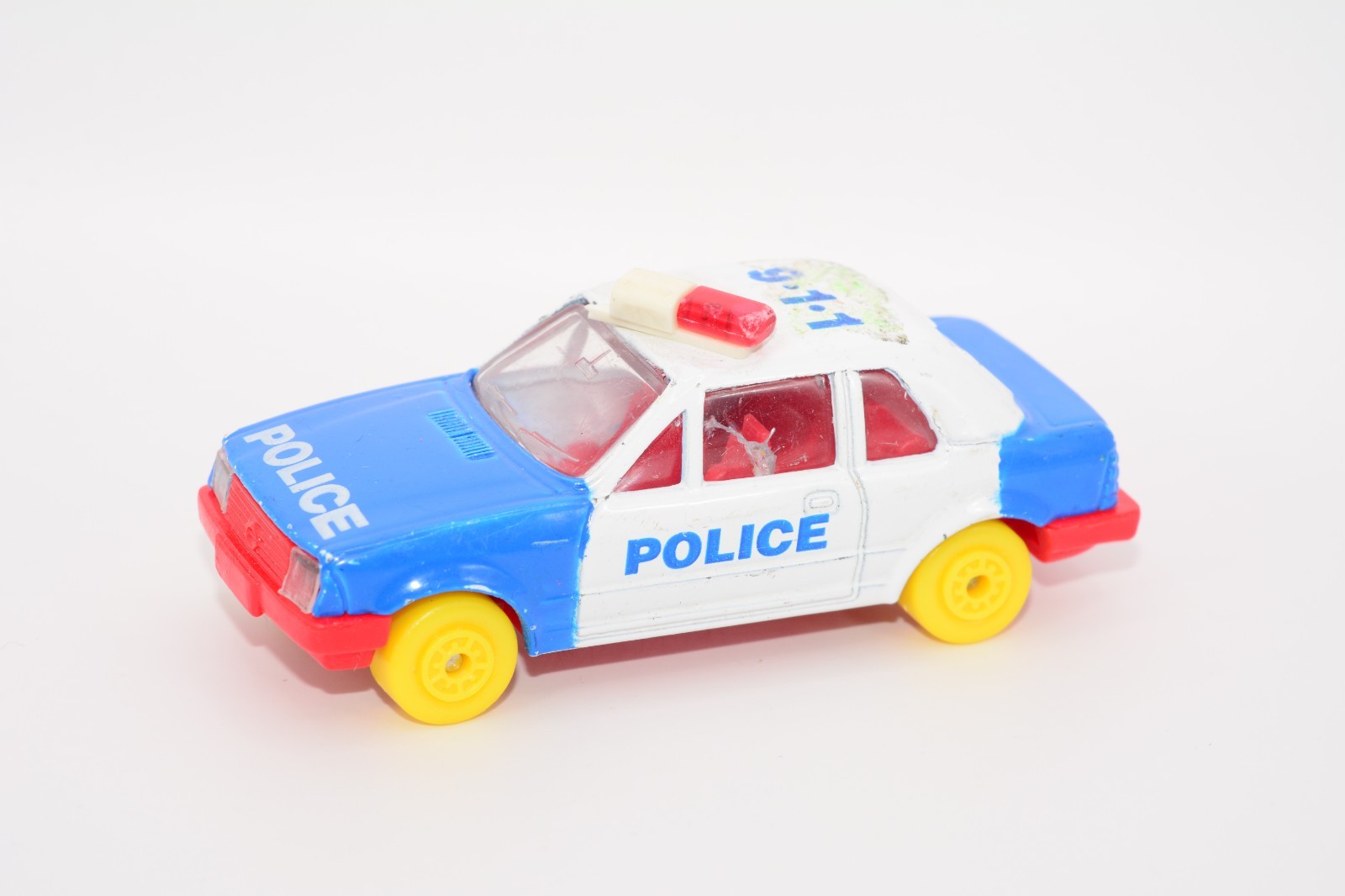 *Broken Lights* Used My Very First Maisto ~1/64 Scale Ford Escort