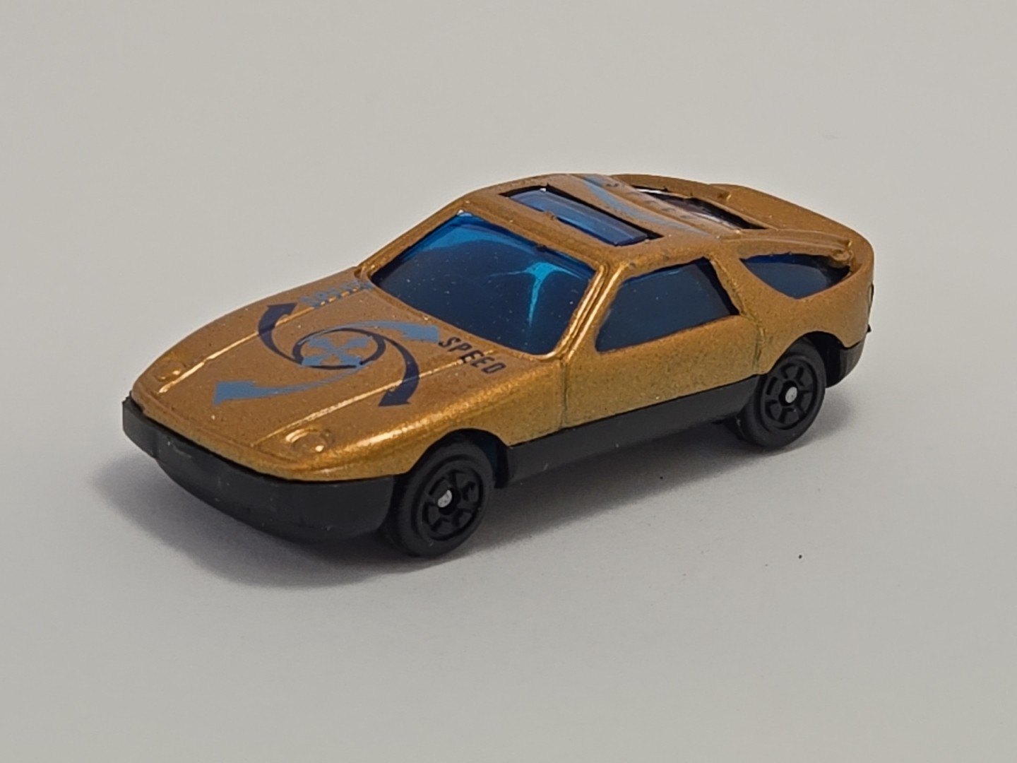 1977-1995 Porsche 928 1/64 Scale Collectible Crude Die-Cast Toy Car