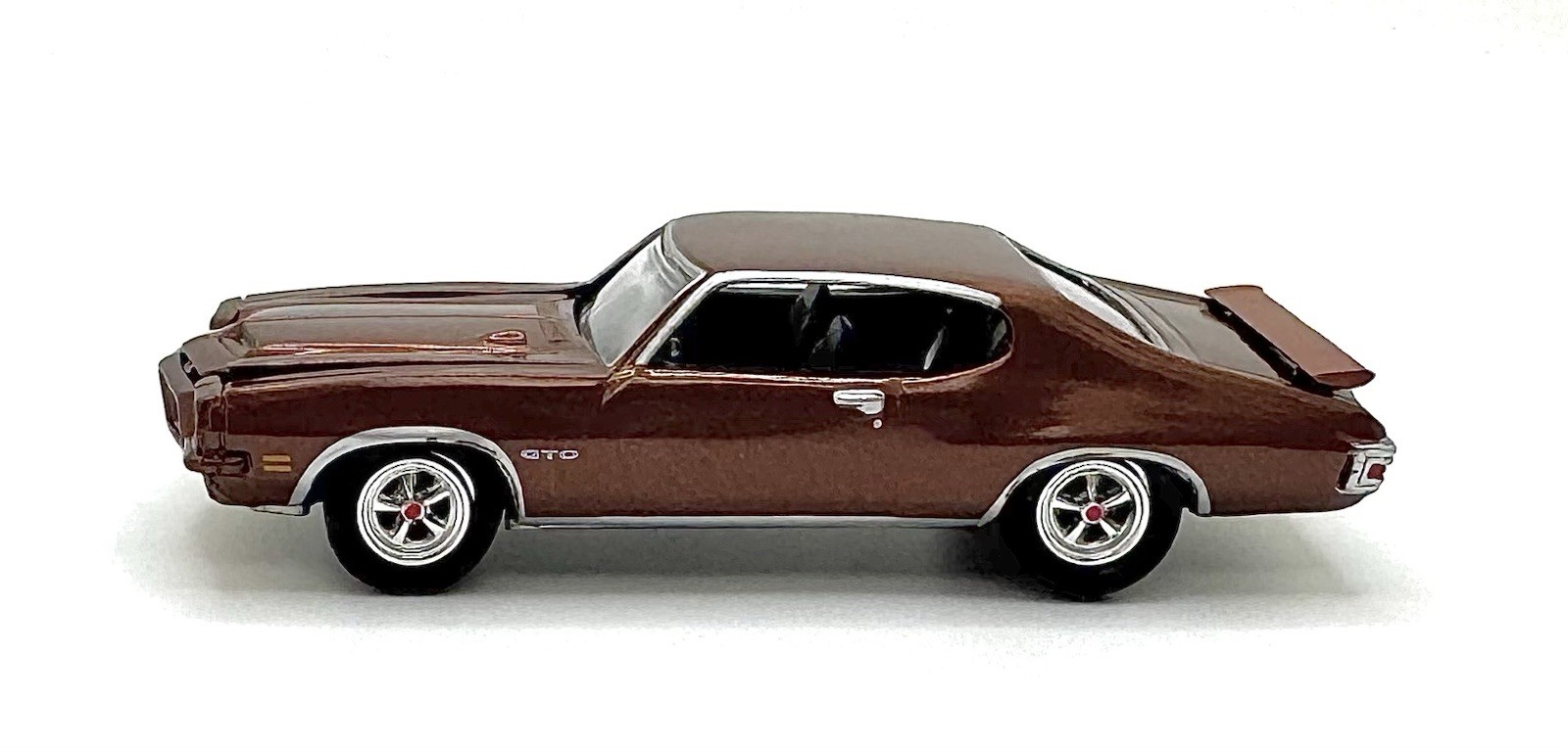 1971 Pontiac GTO 400 V8 – Castilian Bronze Poly – 1/64 “S” Scale – 2nd Gen.
