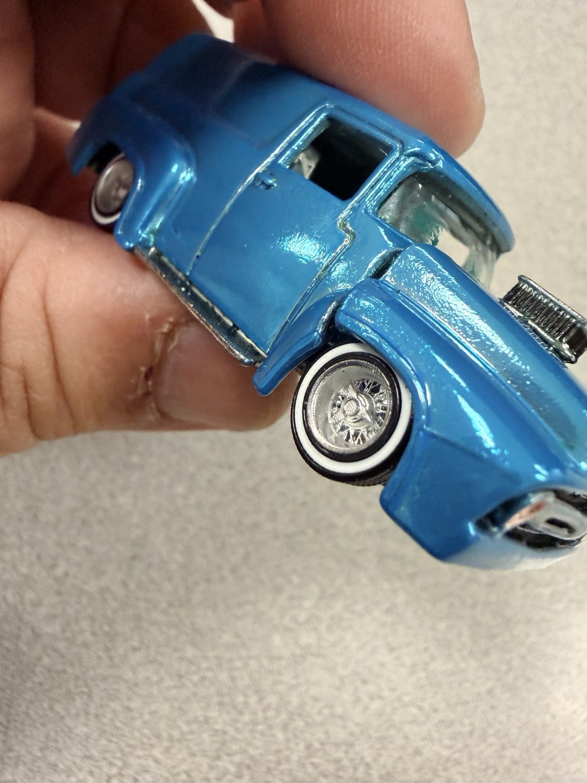 Hot Wheels ’56 Ford Custom, Blue Metalic Paint, on 3D printed lowrider wheels