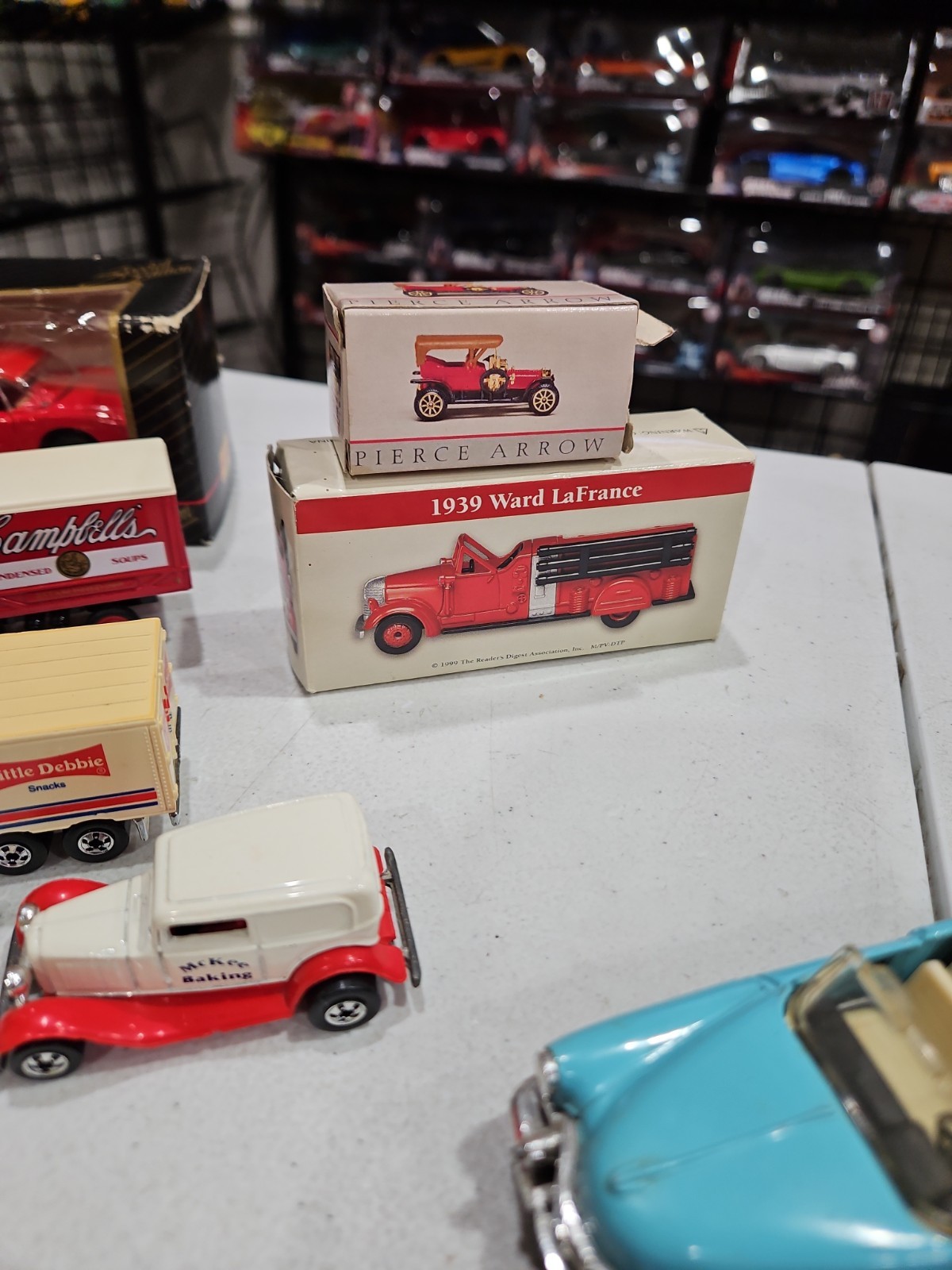 Lot Of 12 Die Cast Vehicles – YOU GET ALL 12 IN PICTURES – AS IS – FREE SHIPPIN