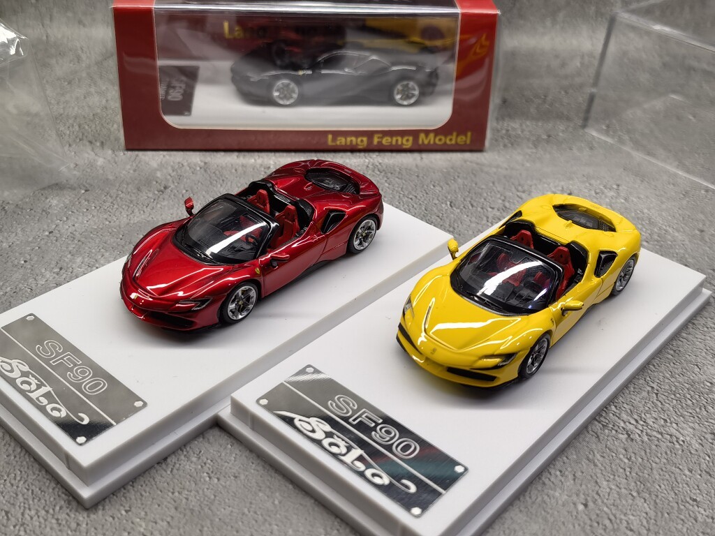 Solo 1:64 Ferrari SF90 sports car hardtop convertible alloy car model
