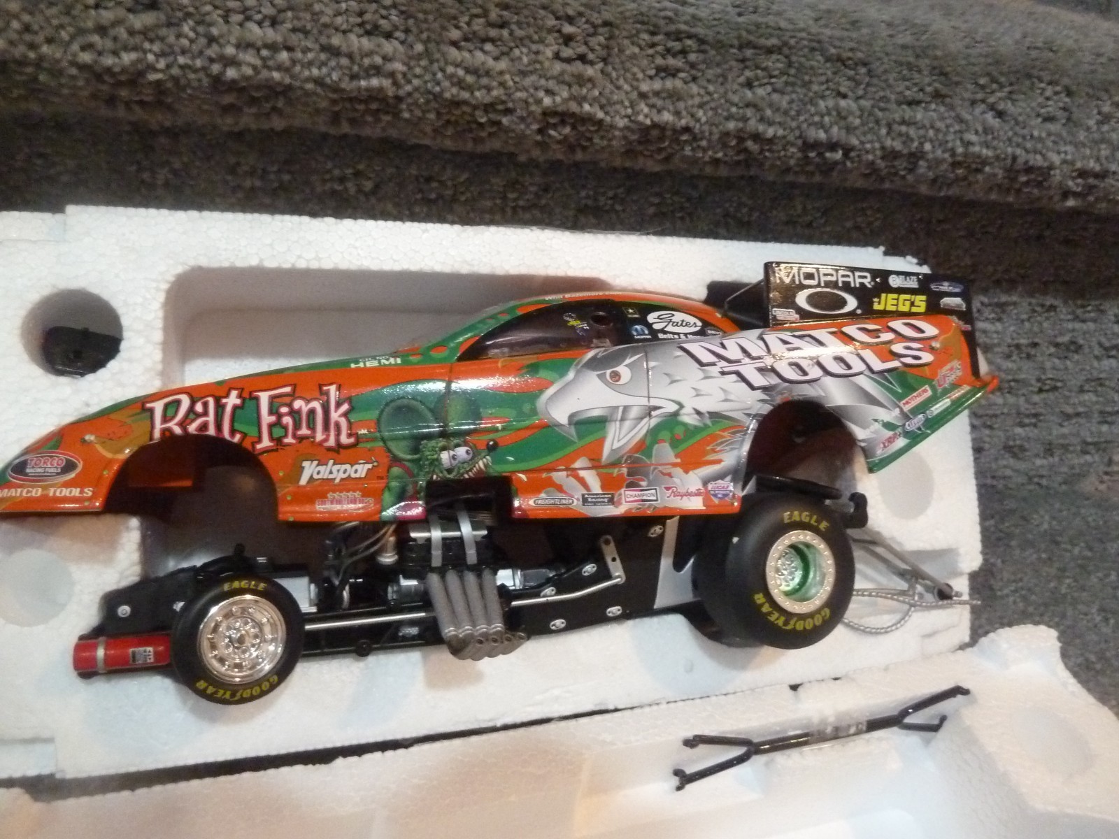 2005 RAT FINK MATCO TOOLS WHIT BAZEMORE NHRA DIE CAST FUNNY CAR 1:24 RARE NEW