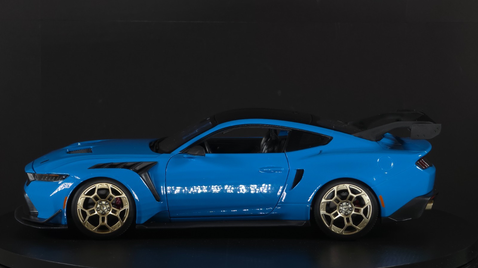 2025 Ford Mustang GTD 1:18 Maisto Exclusive Style Special Edition