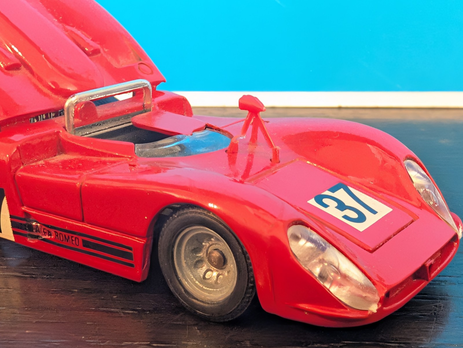 SOLIDO 1/43 Alfa Romeo Long Tail 33-3 Red No Box Great condition