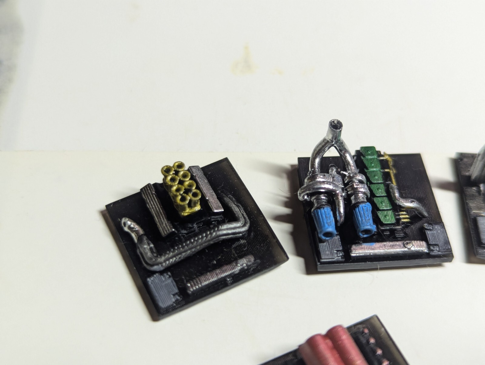 1/64 Scale Custom 3D printed engines for M2 square body LOT of 6 (Painted)