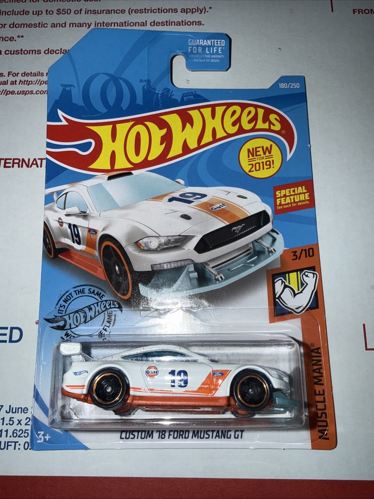 Hot Wheels Custom 18 Mustang GT Gulf White C4
