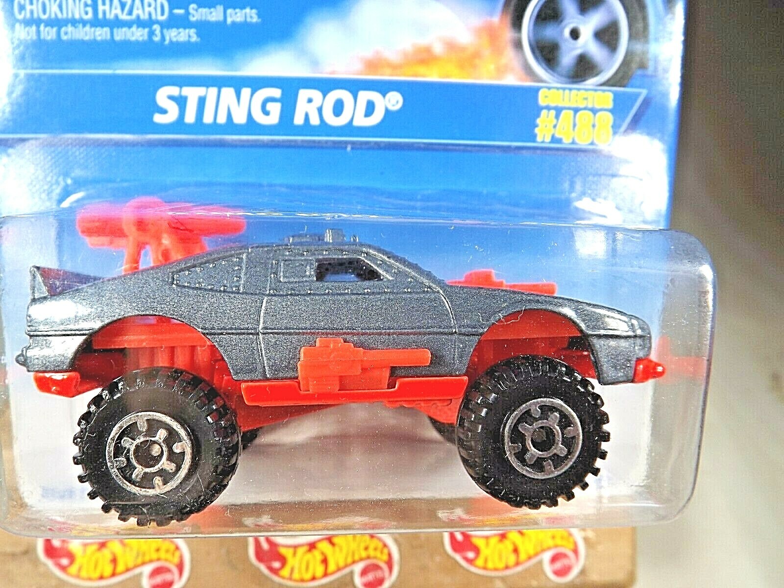 1995 Hot Wheels #488 Blue/White Card STING ROD Gray/Red w/Chrome Gear Sp Wheels