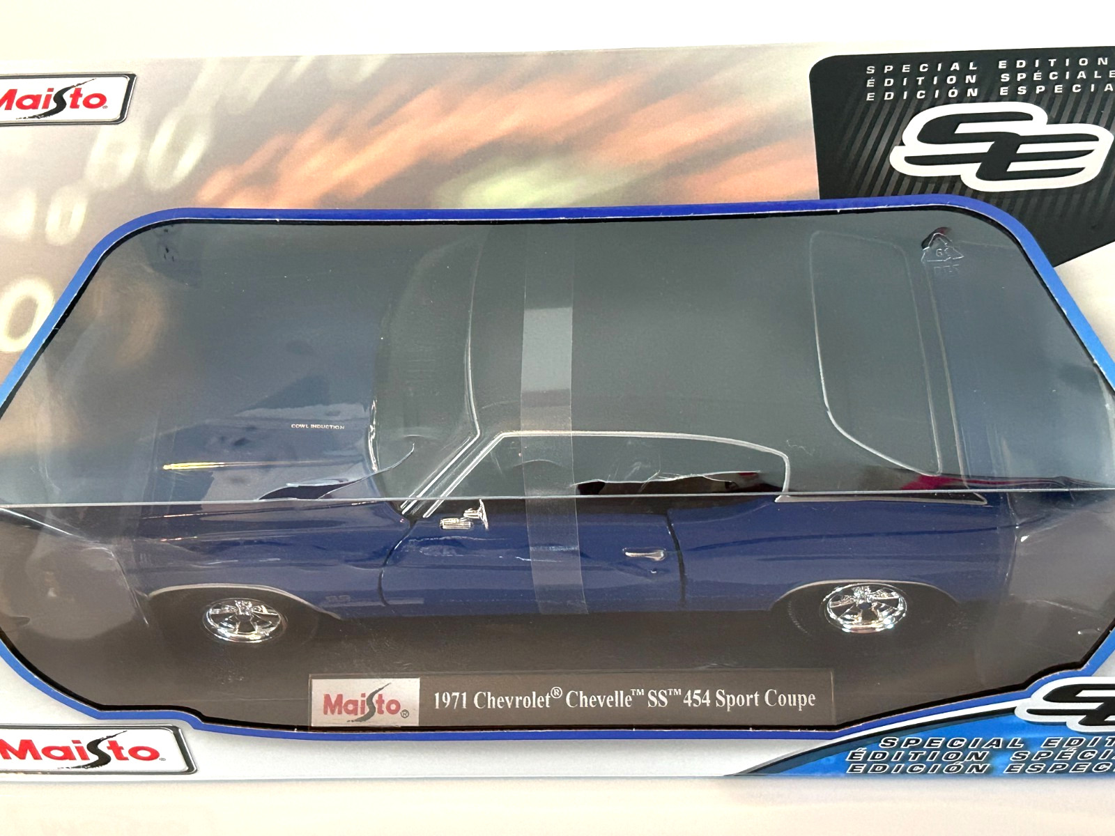 Maisto 1971 Chevy Chevelle SS 454 Sport Coupe BLUE Special Edition 1:18 Scale