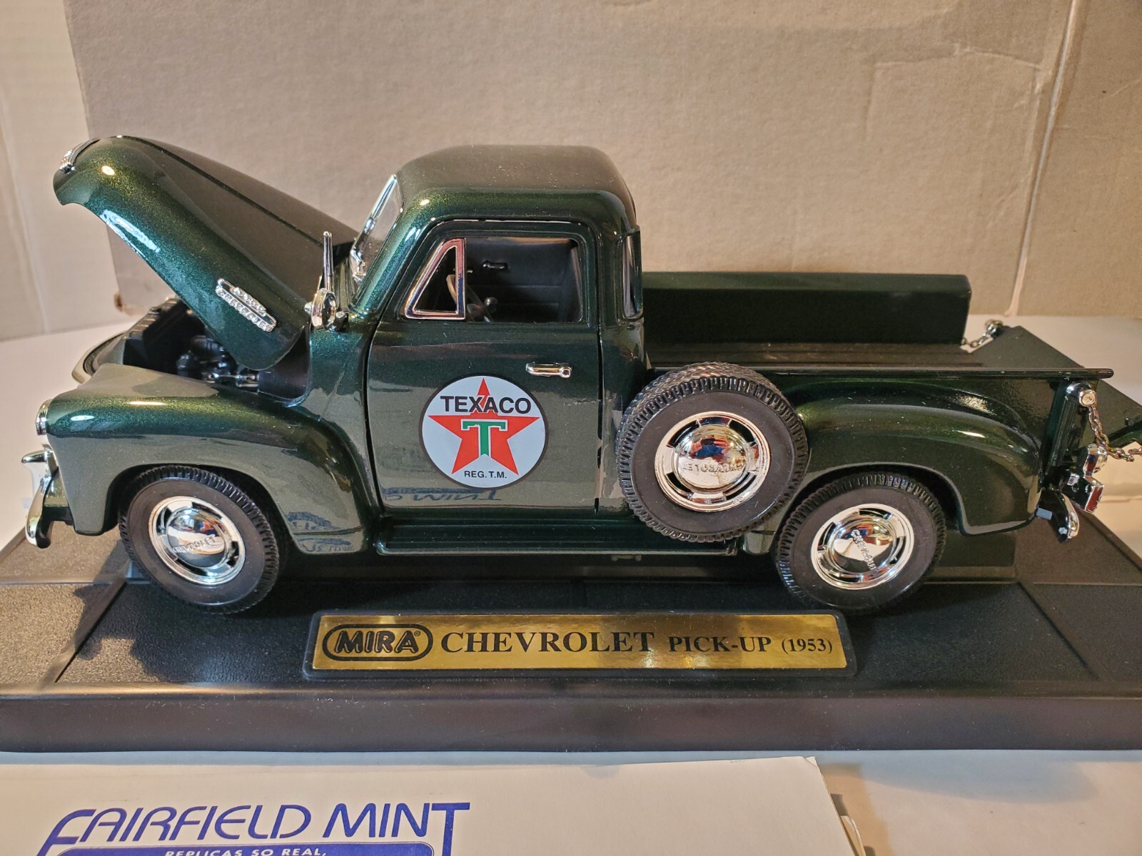 Vintage Fairfield Mint 1953 Texaco Chevy Pick-Up Dark Green Metallic OB & Papers