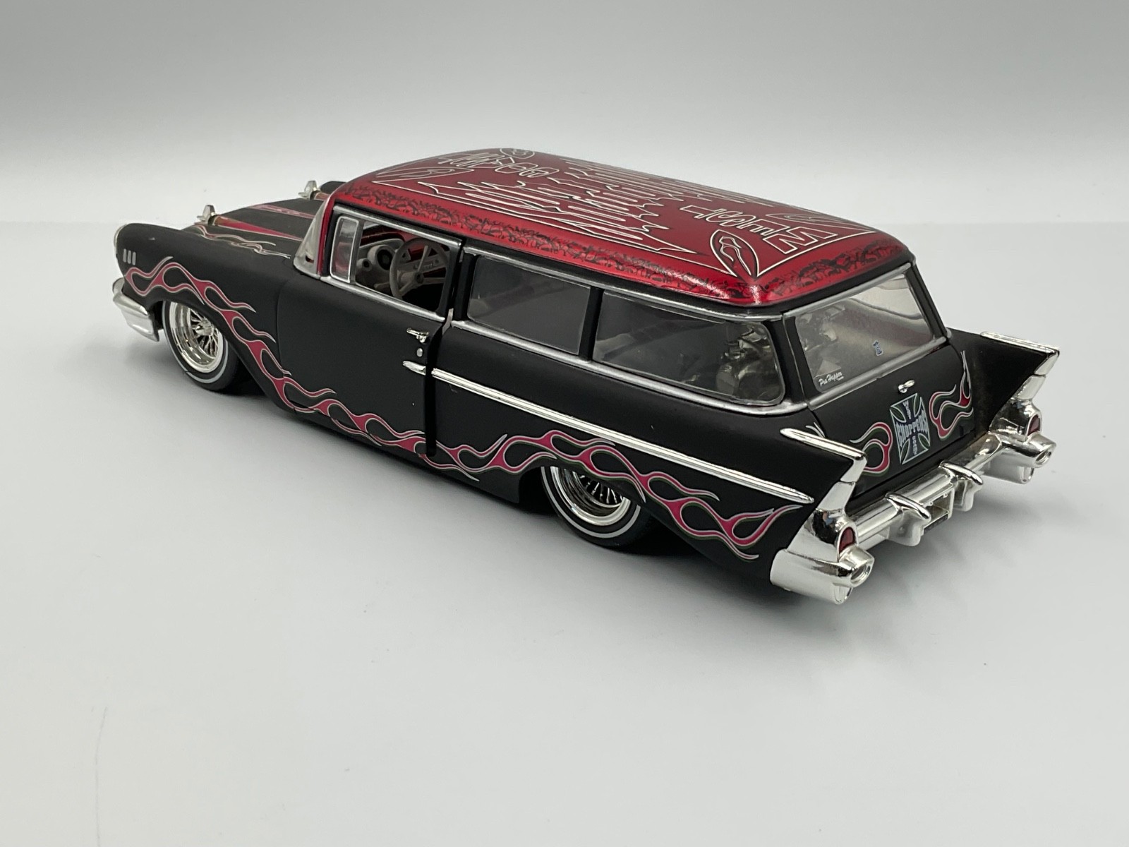 WEST COAST CHOPPERS 1957 CHEVY NOMAD LOWRIDER – MATTE BLACK – 1/24 SCALE – NICE!