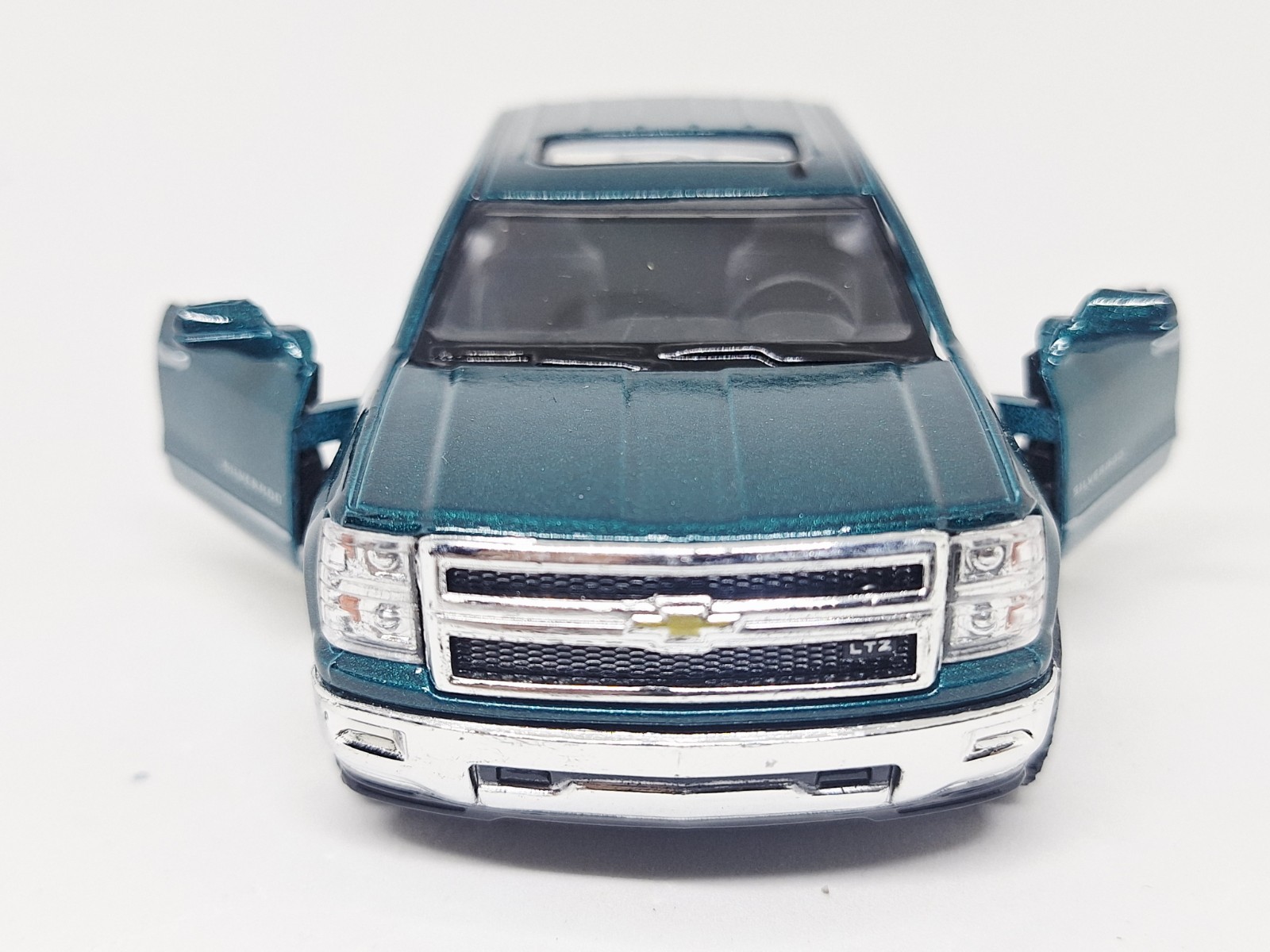 Kinsmart Chevy Silverado LTE Forest Green Pickup Truck 1/46 Scale Diecast Car