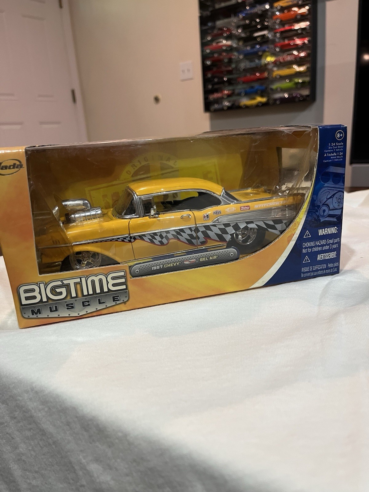 1:24 Jada 1957 Chevy Belair Yellow With Blower New In Box