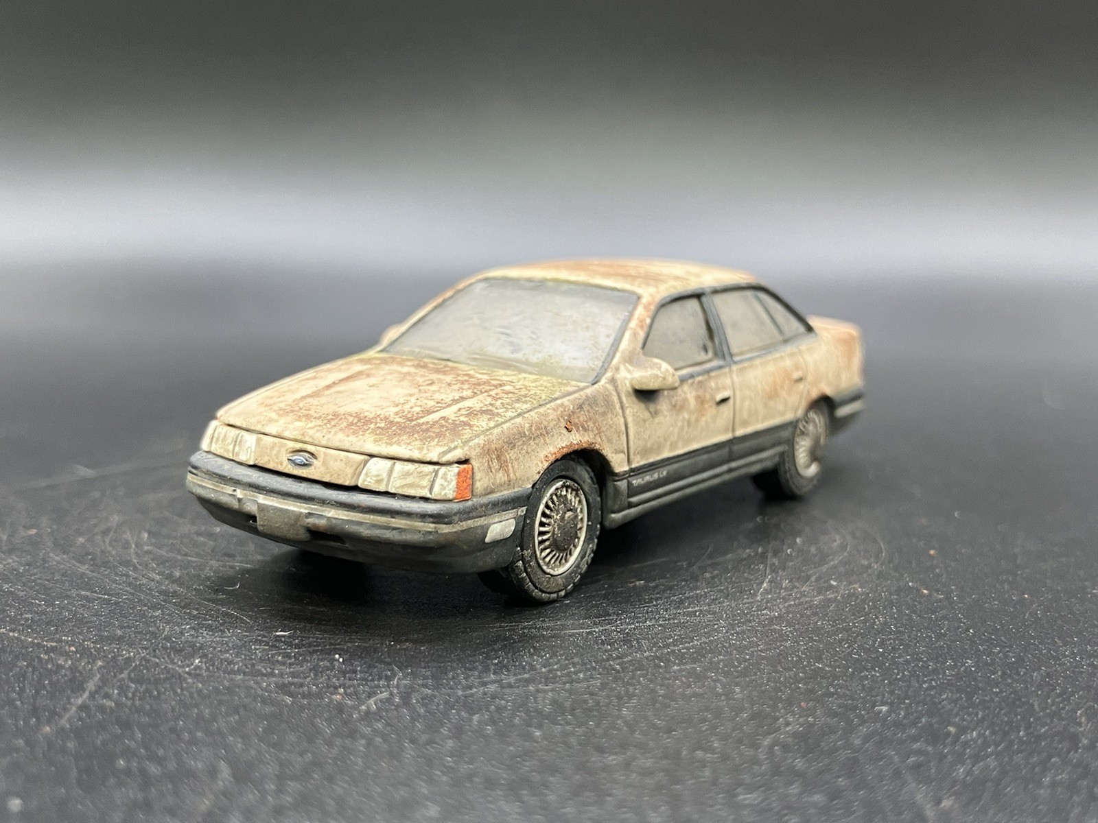 1989 Ford Taurus Rusty Weathered Barn Find 1/64 Diecast Custom Greenlight Car