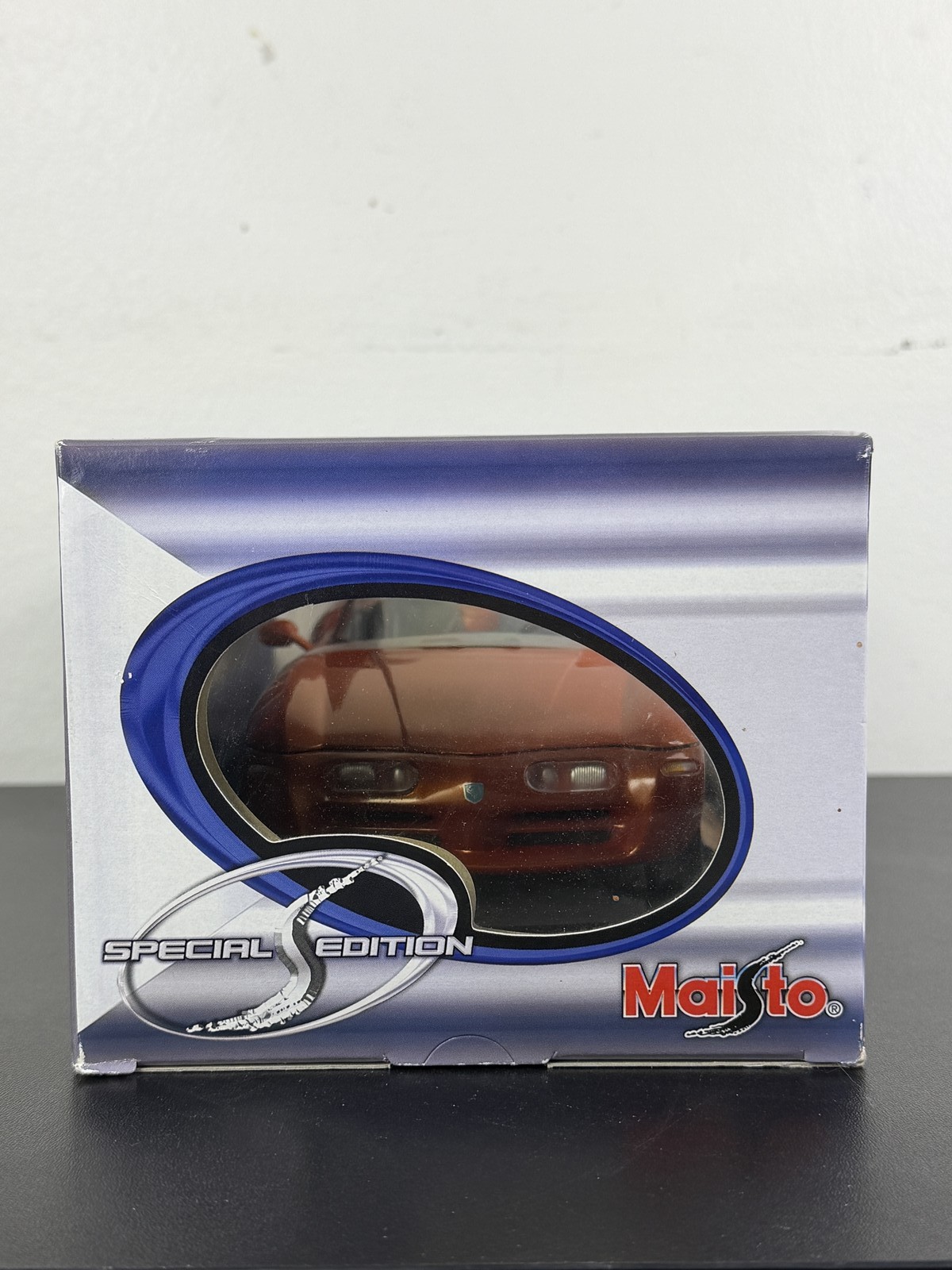 Maisto Special Edition 1:18 Dodge Concept Vehicle Diecast Car Orange New Box