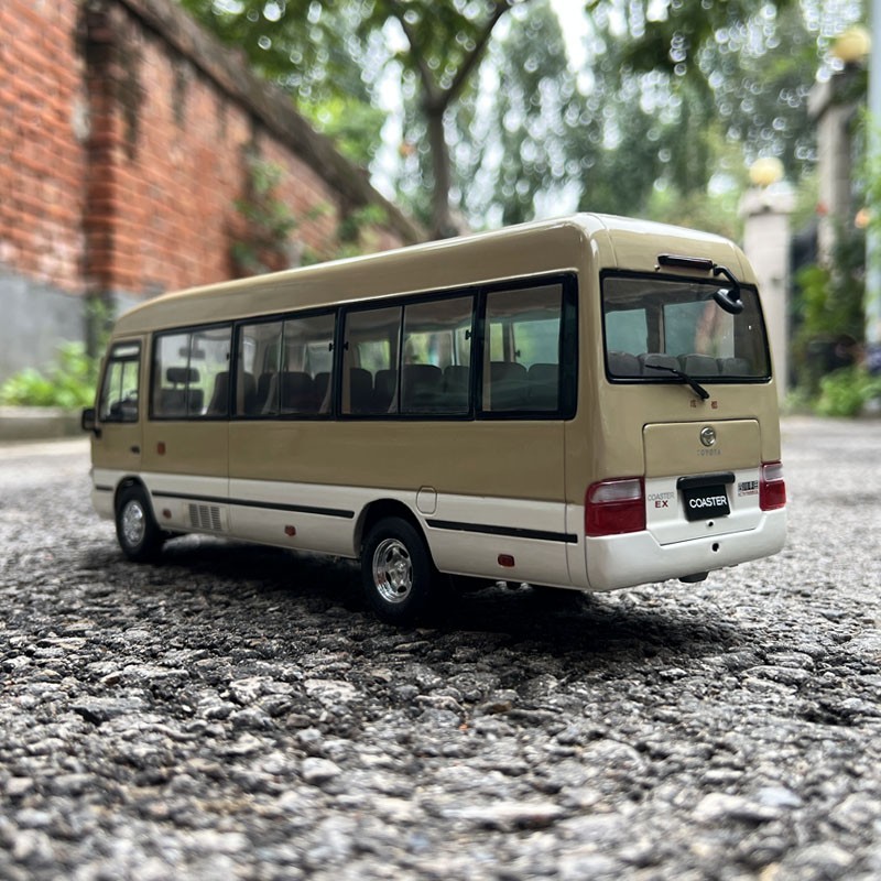 1:24 Original Model,Toyota Coaster 2001-2010,Mini Bus,Very Rare
