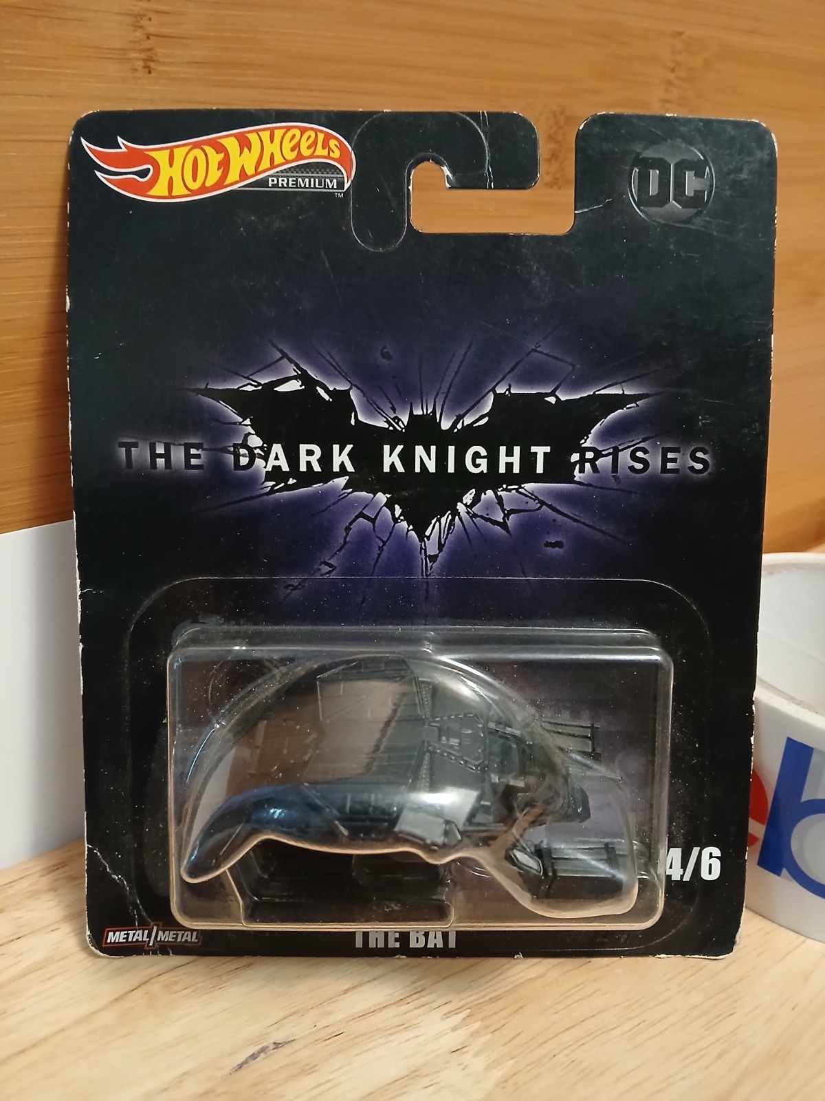 Hot Wheels 2018 The Dark Knight Rises “The Bat” 1/64 with stand NIP DC Comics
