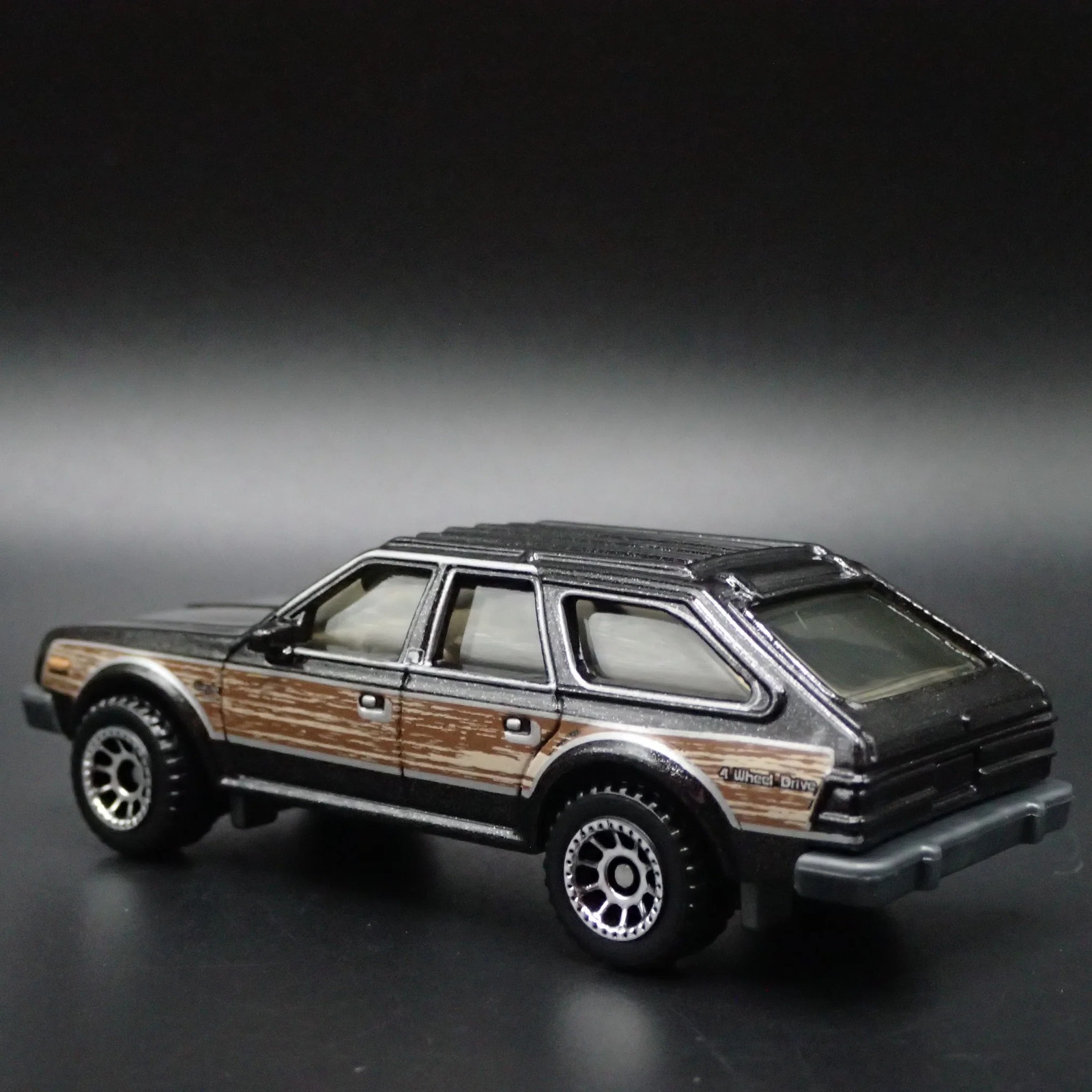 1980 80 AMC EAGLE STATION WAGON 1:64 SCALE COLLECTIBLE DIORAMA DIECAST MODEL CAR