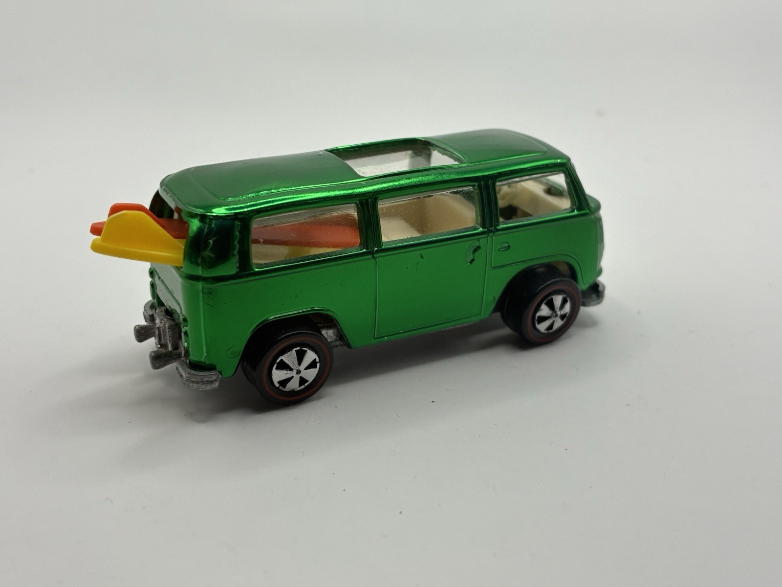Hot Wheels Redlines Volkswagen Beach Bomb rear loader SAL reproduction green