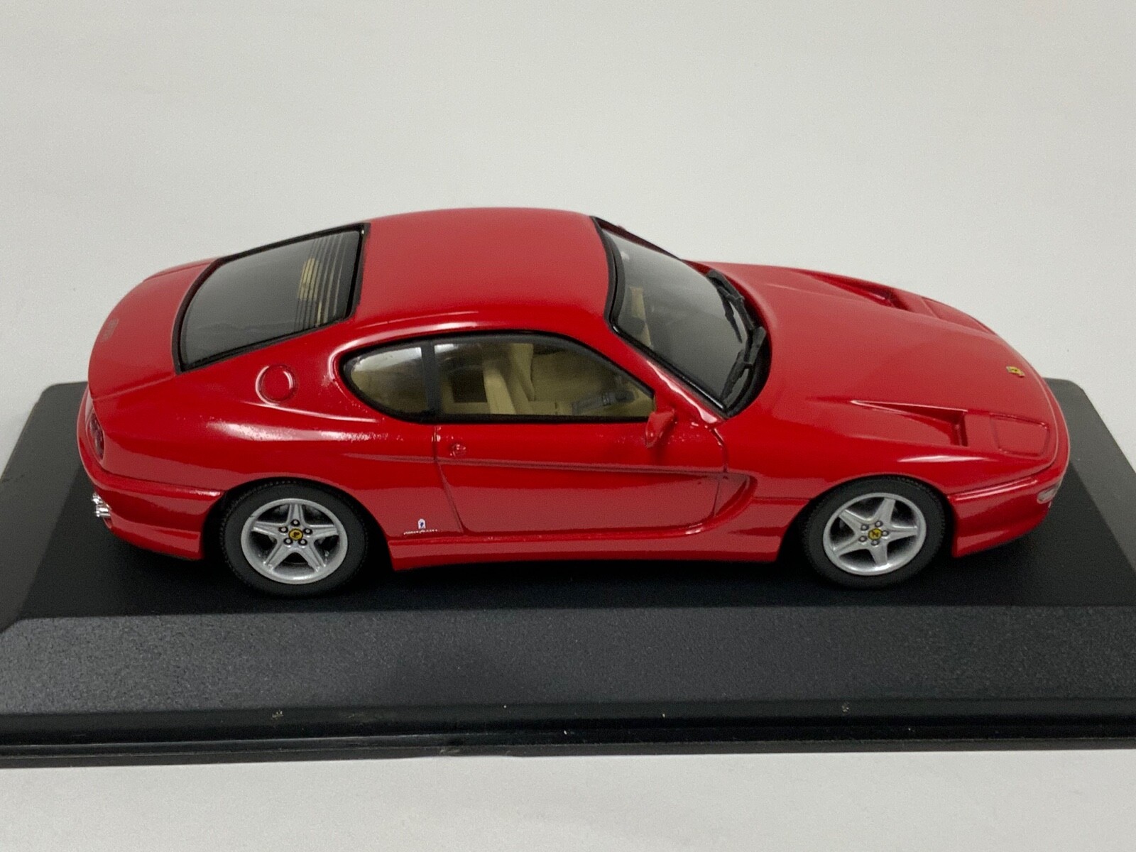 1/43 Minichamps Ferrari 456 GT in Rosso Corsa Red MIN 072400