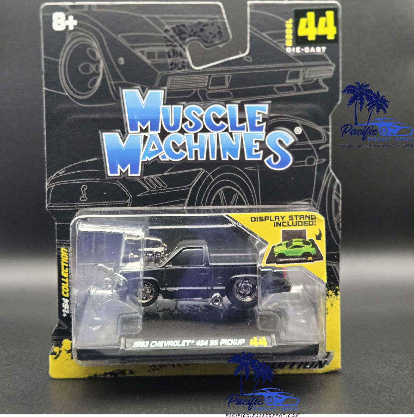 1993 Chevrolet 454 SS Pickup Truck 1/ 64 Blackout Edition Muscle Machines Stand