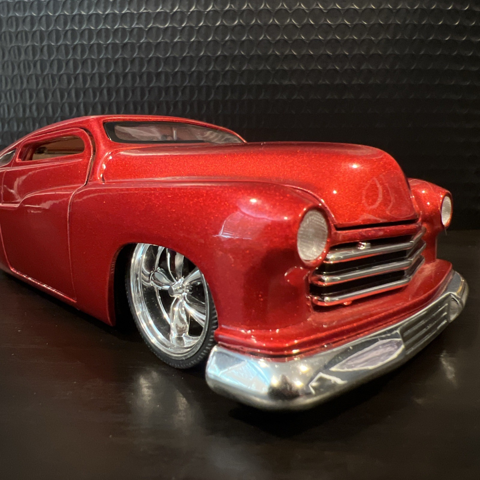 Vintage 2004 Jada 1:24 1951 Mercury Custom Coupe Dub City Old Skool Red Clean