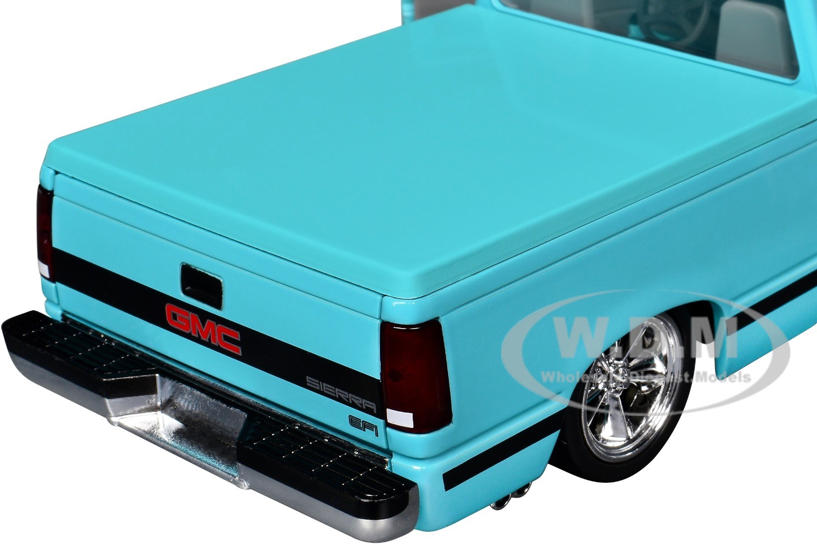 1988 GMC SIERRA 1500 CUSTOM PICKUP LIGHT BLUE 1/24 DIECAST BY M2 40300-140 B