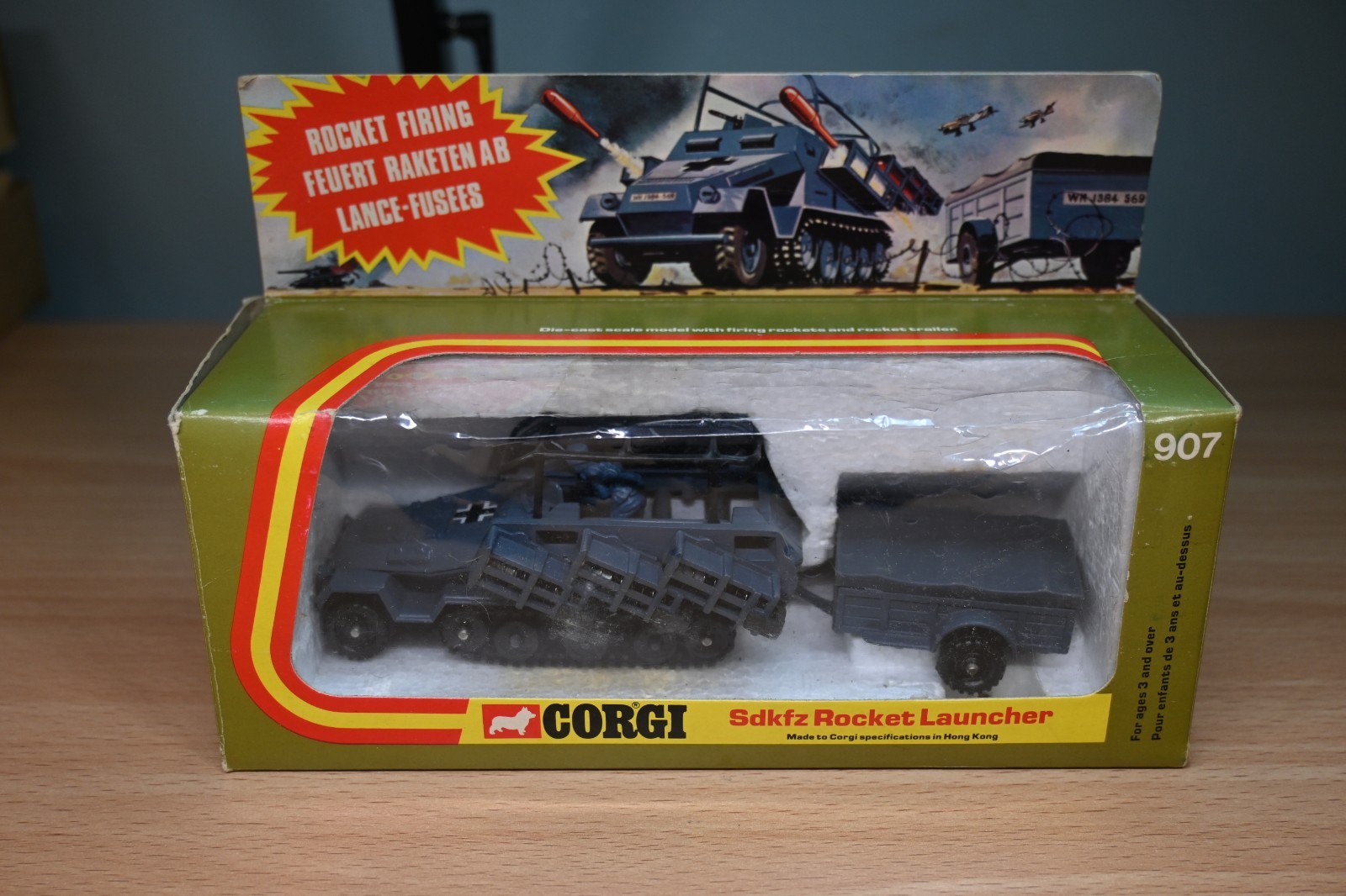 Corgi Toys #907 German Semi-Track Sdkfz Rocket Launcher