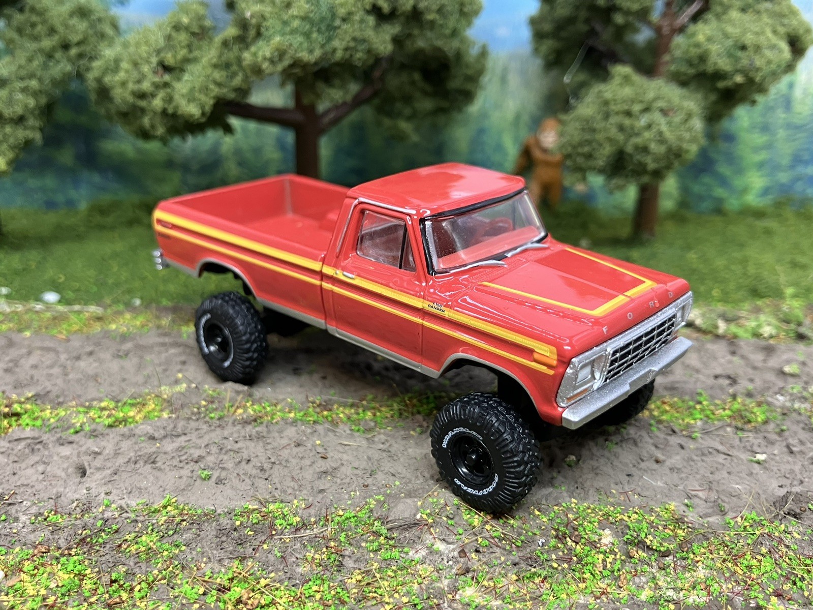 1978 Ford F-150 Ranger Explorer Lifted 4×4 Truck 1/64 Diecast Custom Greenlight