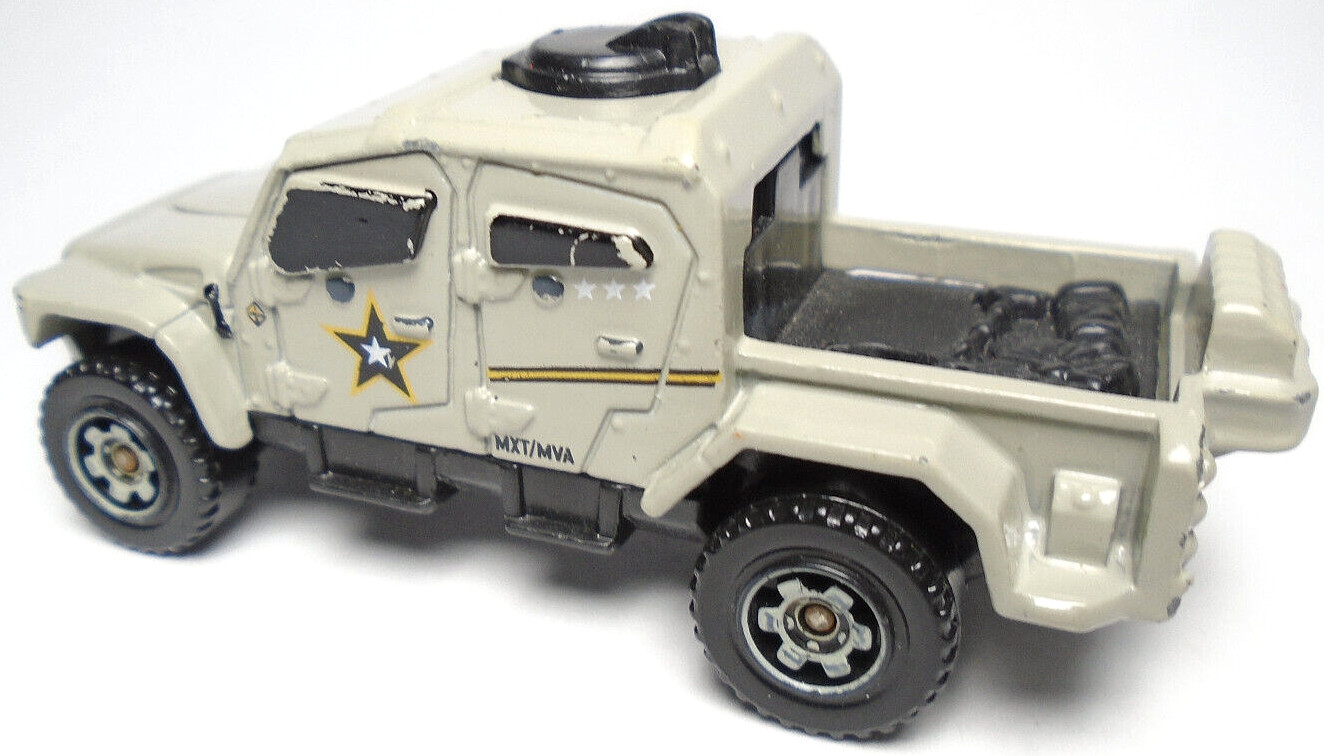 2012 MATCHBOX MXT/MVA GRAY 1:64 DIECAST 2 7/8″ MILITARY VEHICLE TRUCK W/ YELLOW