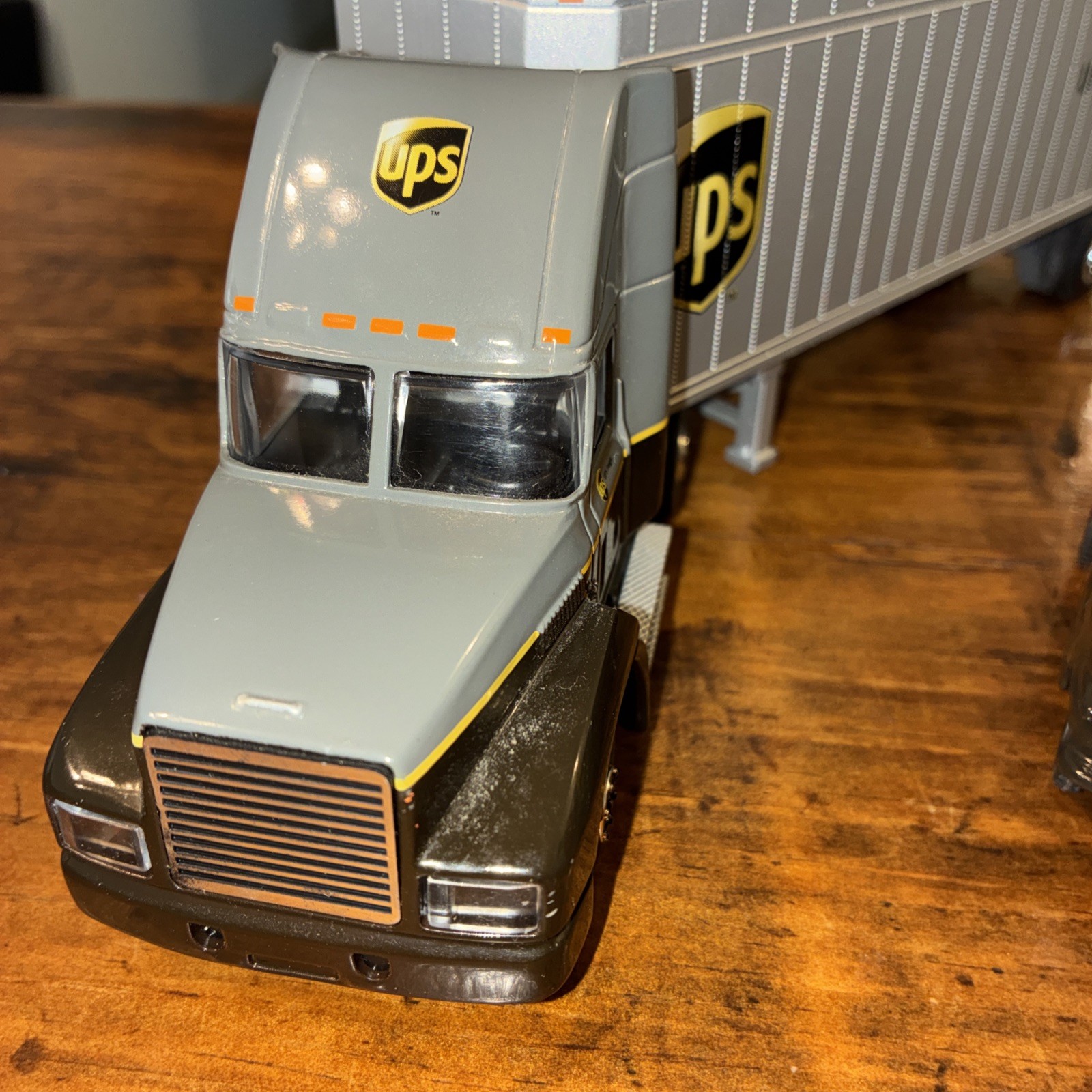 UPS Promotional Die Cast Trucks 1/32 Scale