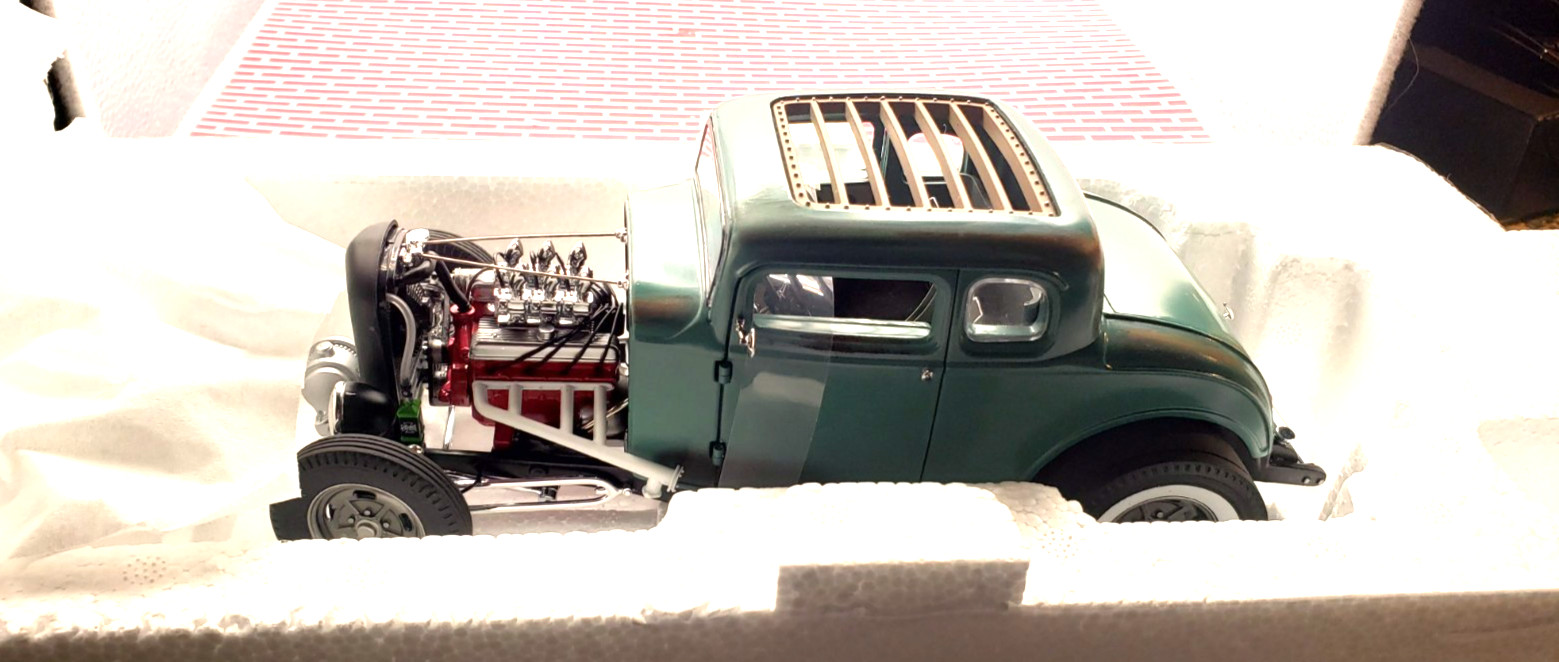 FORD 1932 SOUTHERN SPEED MARINE 5 WINDOW COUPE 1/18 ACME #A1805012 RARE HTF