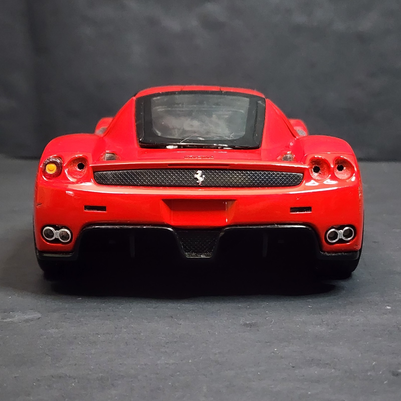 Rare Mattel Retro 2002 Y2K Hot Wheels Ferrari Enzo 1:18 Red Car Vtg Diecast V12