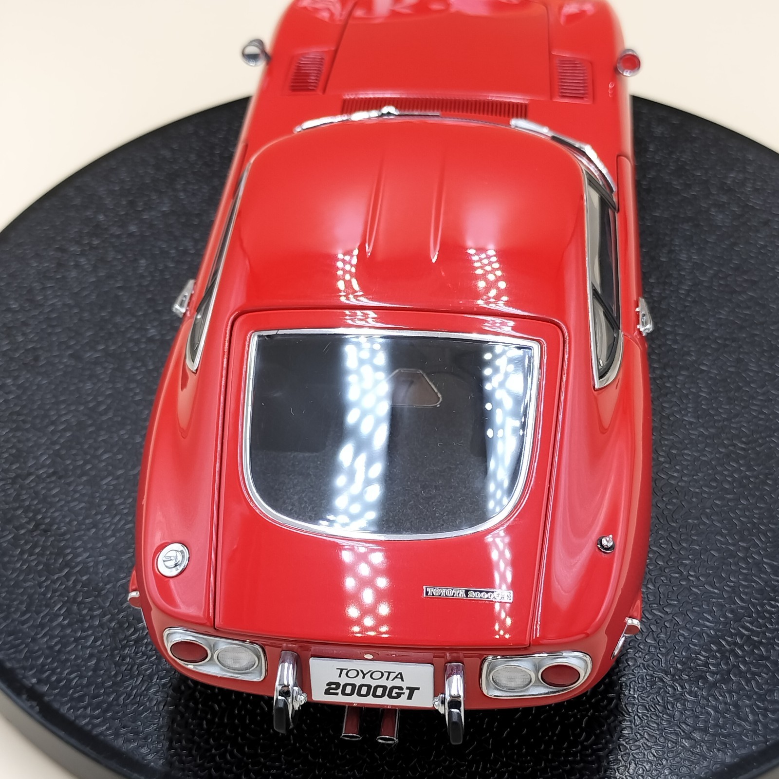 AUTOart 1/18 Toyota 2000GT 1967 Coupe red Upgraded 78746 Millennium