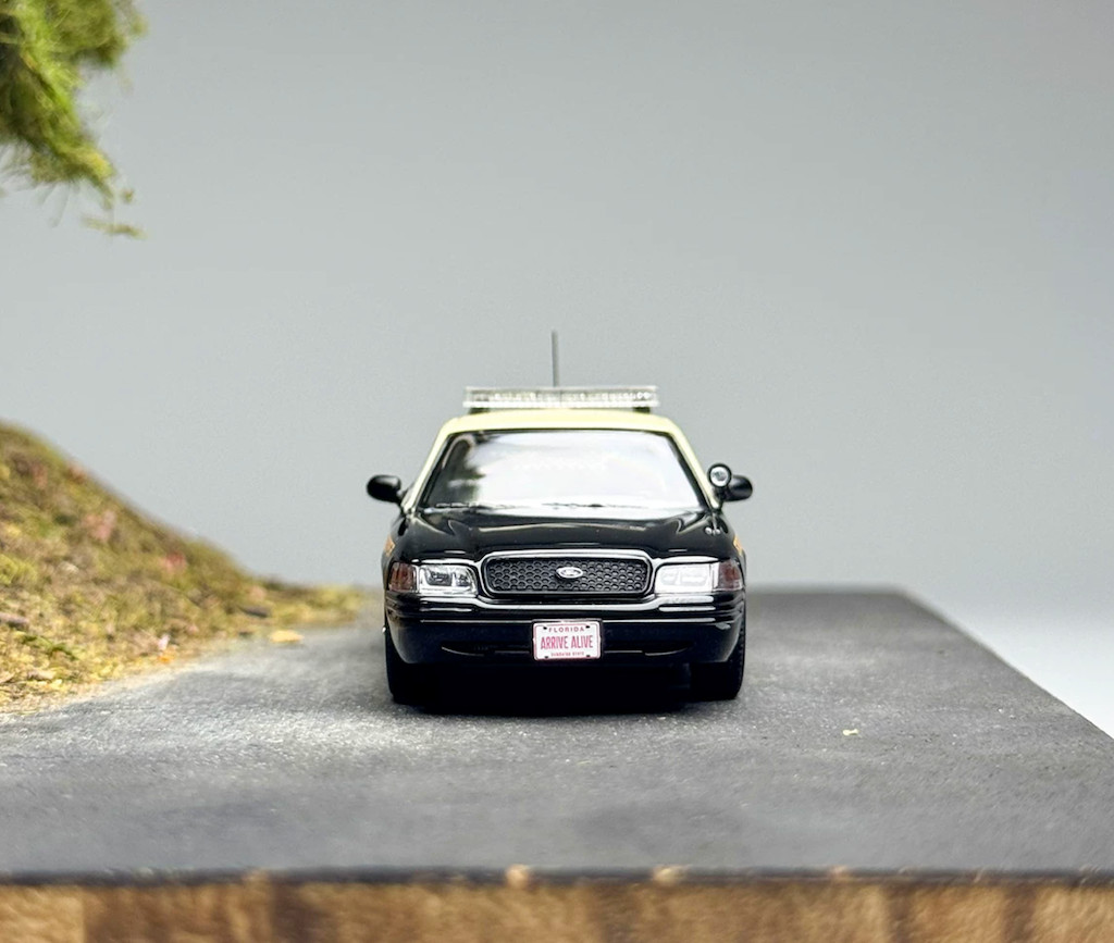 Rollin 1:64 FHP Florida Highway CV Victory Crown Model Diecast Metal Car