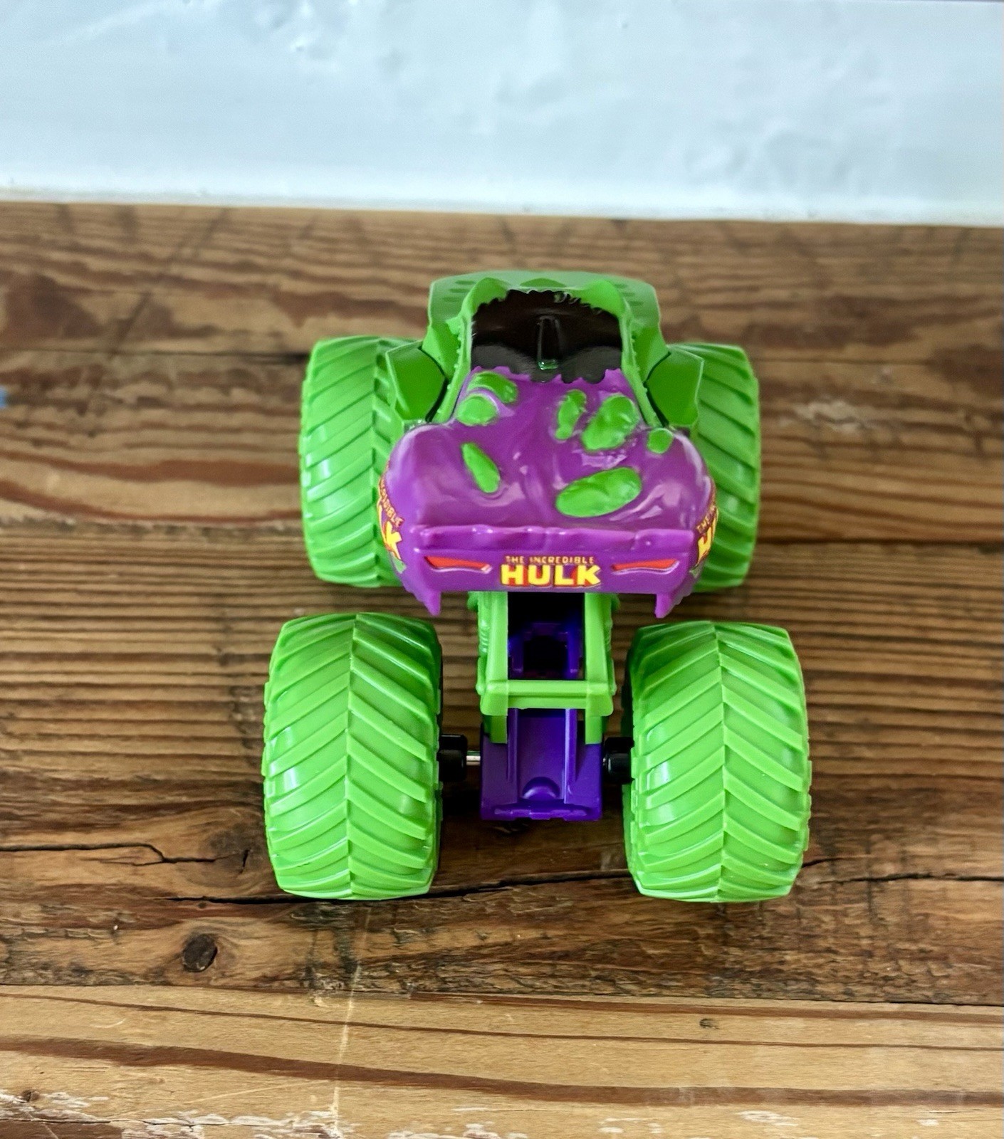 EXCLUSIVE Spin Master Monster Jam Marvel INCREDIBLE HULK Truck New 1:64