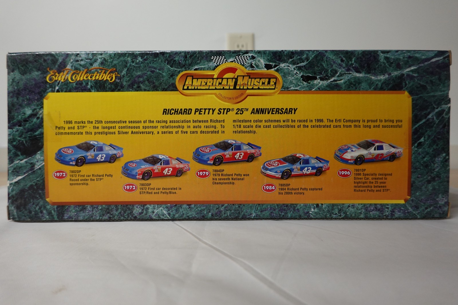 ERTL 7805 RICHARD PETTY STP 25TH ANNIVERSARY AMERICAN MUSCLE 1:18 SCALE N.I.B.