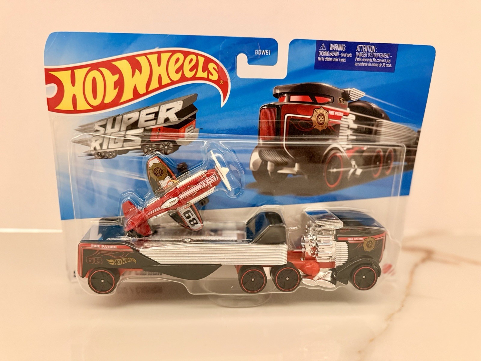 2026 Hot Wheels Super Rigs SKY SHOW RIG / CAMION