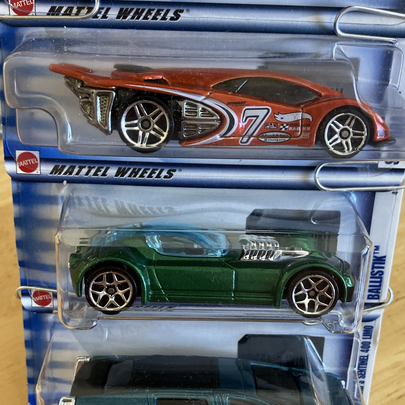 Hot Wheels 4-Car Multi-Pack 1:64 Yellow Diecast Cars Age 3-4 Years Carded