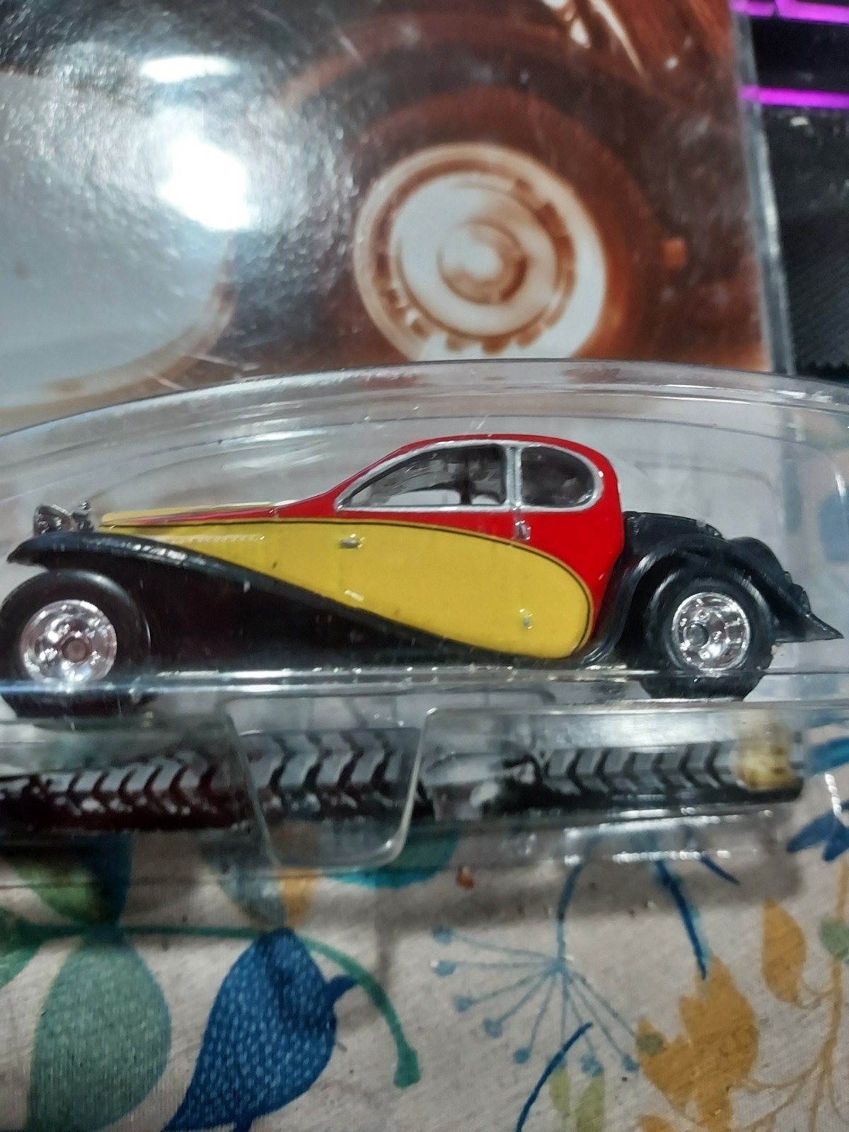 Hot Wheels Auto Milestones 1933 Bugatti