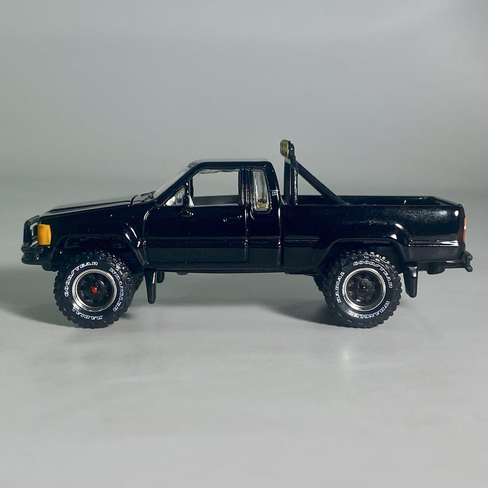 Johnny Lightning 1985 Toyota SR5 Pickup Back To The Future 1:64 Diecast Black