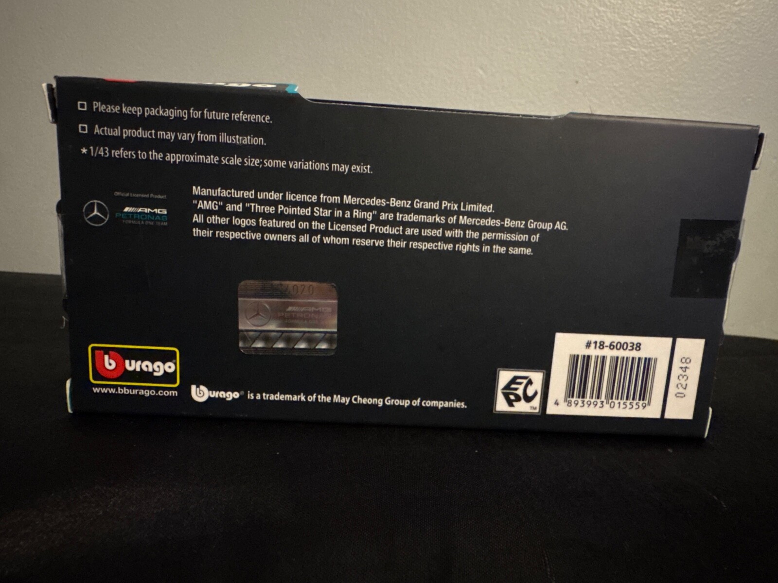 Bburago 2023 Mercedes-AMG F1 W13 E Performance Hamilton #44 1:43