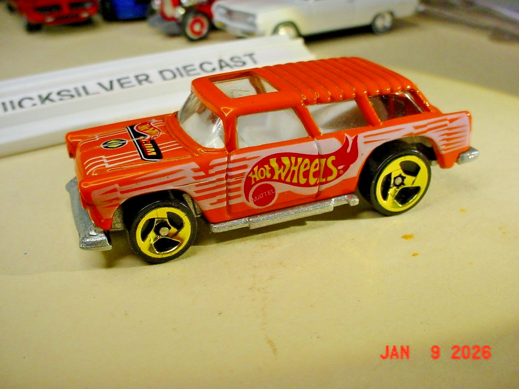 Hot Wheels 1/64 Scale Diecast Vehicles – You Choose e fr